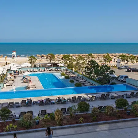 Aqua Vibes In Infinity Pool & * Navodari