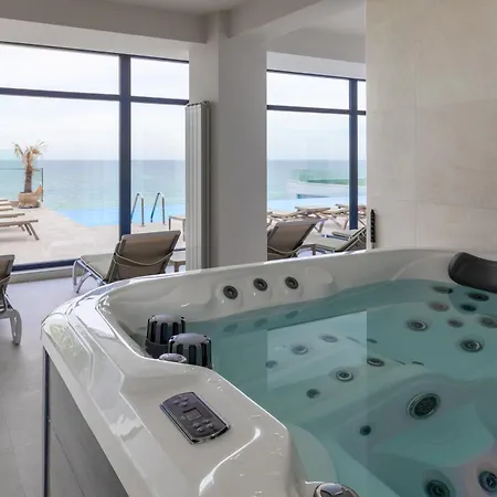 Aqua Vibes In Infinity Pool & * Navodari